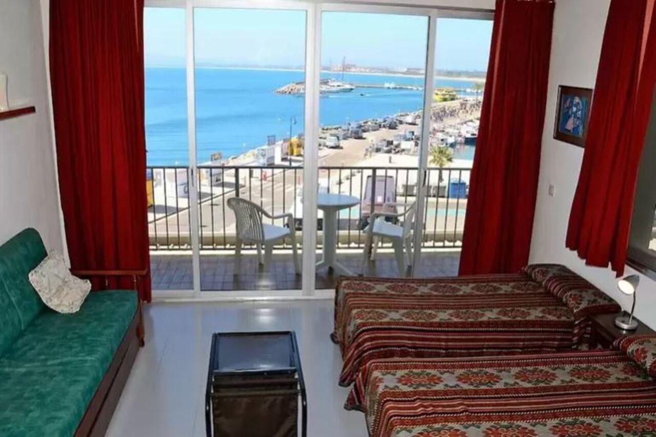 Nautic Apartment Torroella De Montgri Bagian luar foto